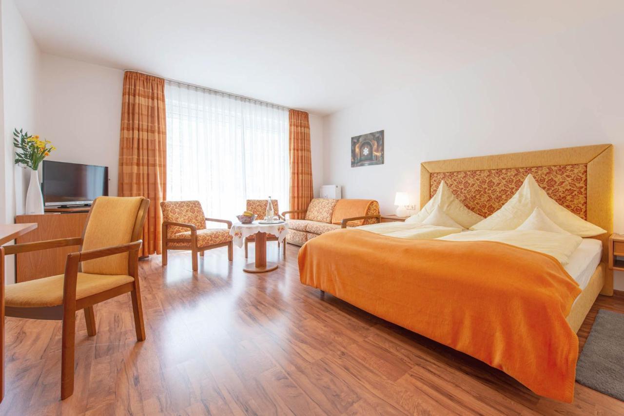 Hotel Garni Lichtquelle Bad Fussing Exterior photo