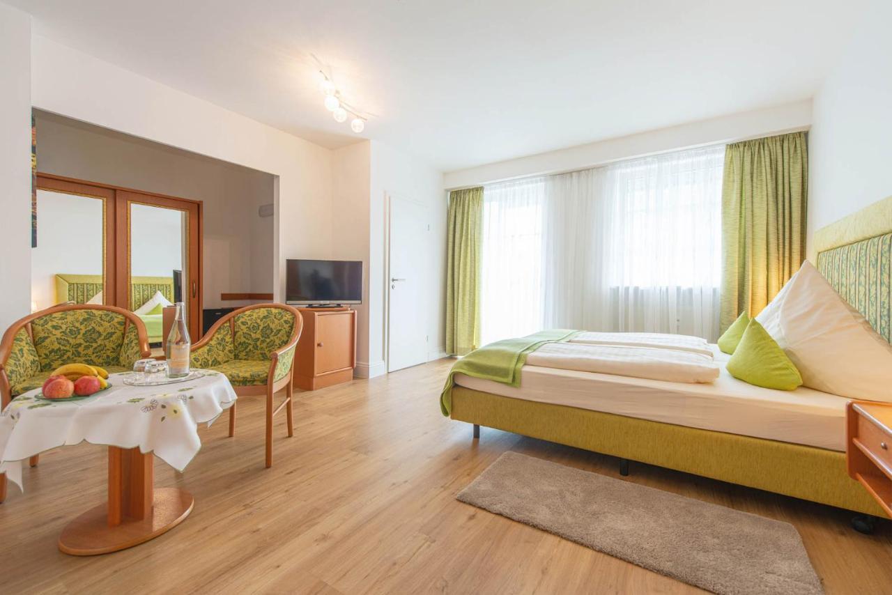 Hotel Garni Lichtquelle Bad Fussing Exterior photo